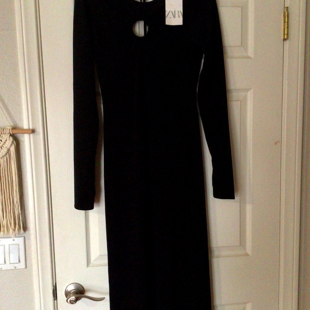 Zara new black maxi  bodycon  dress  size L with open back and peephole front
